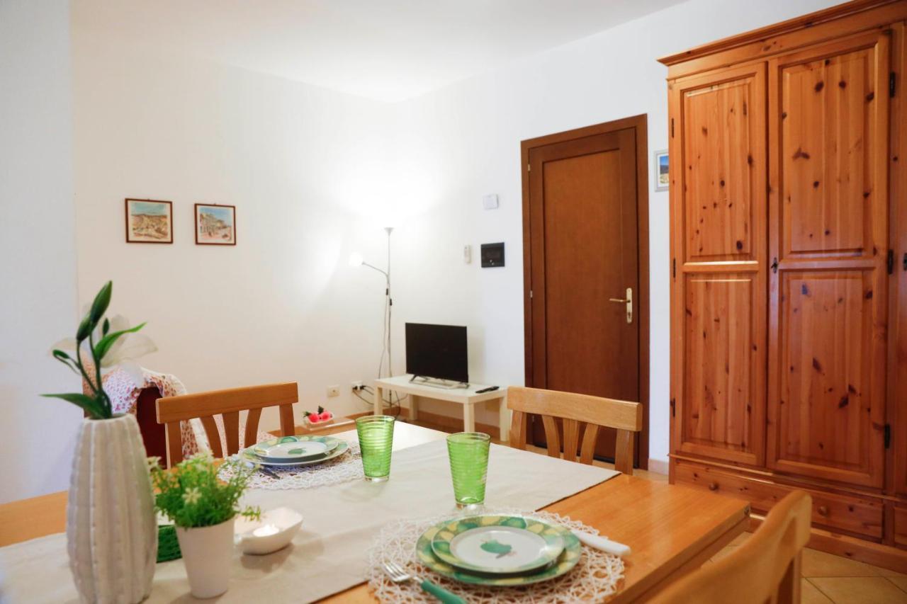 Il Melo Residence Porto Torres Luaran gambar